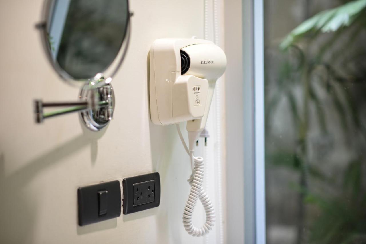 Tiang Capsule Hostel Bangkok Kültér fotó