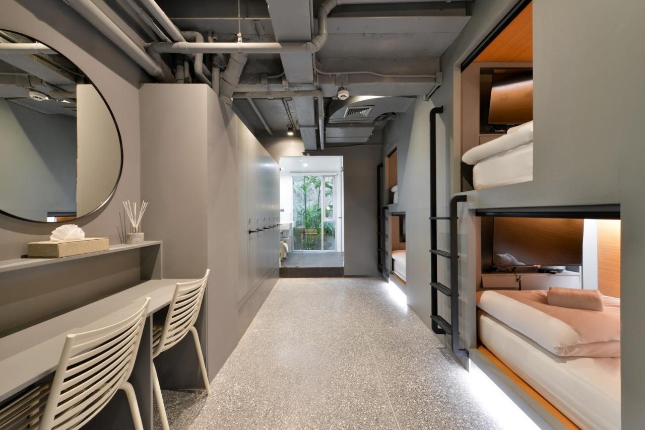 Tiang Capsule Hostel Bangkok Kültér fotó