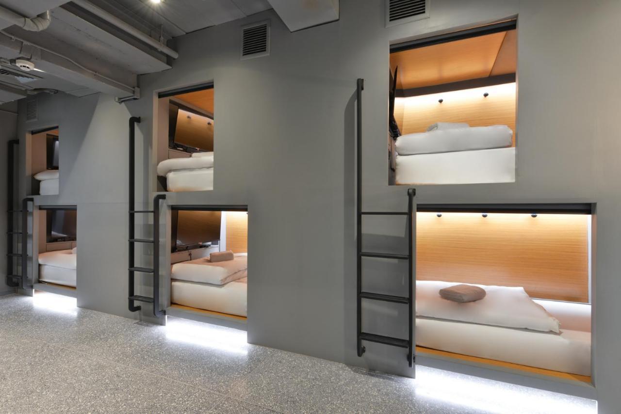 Tiang Capsule Hostel Bangkok Kültér fotó